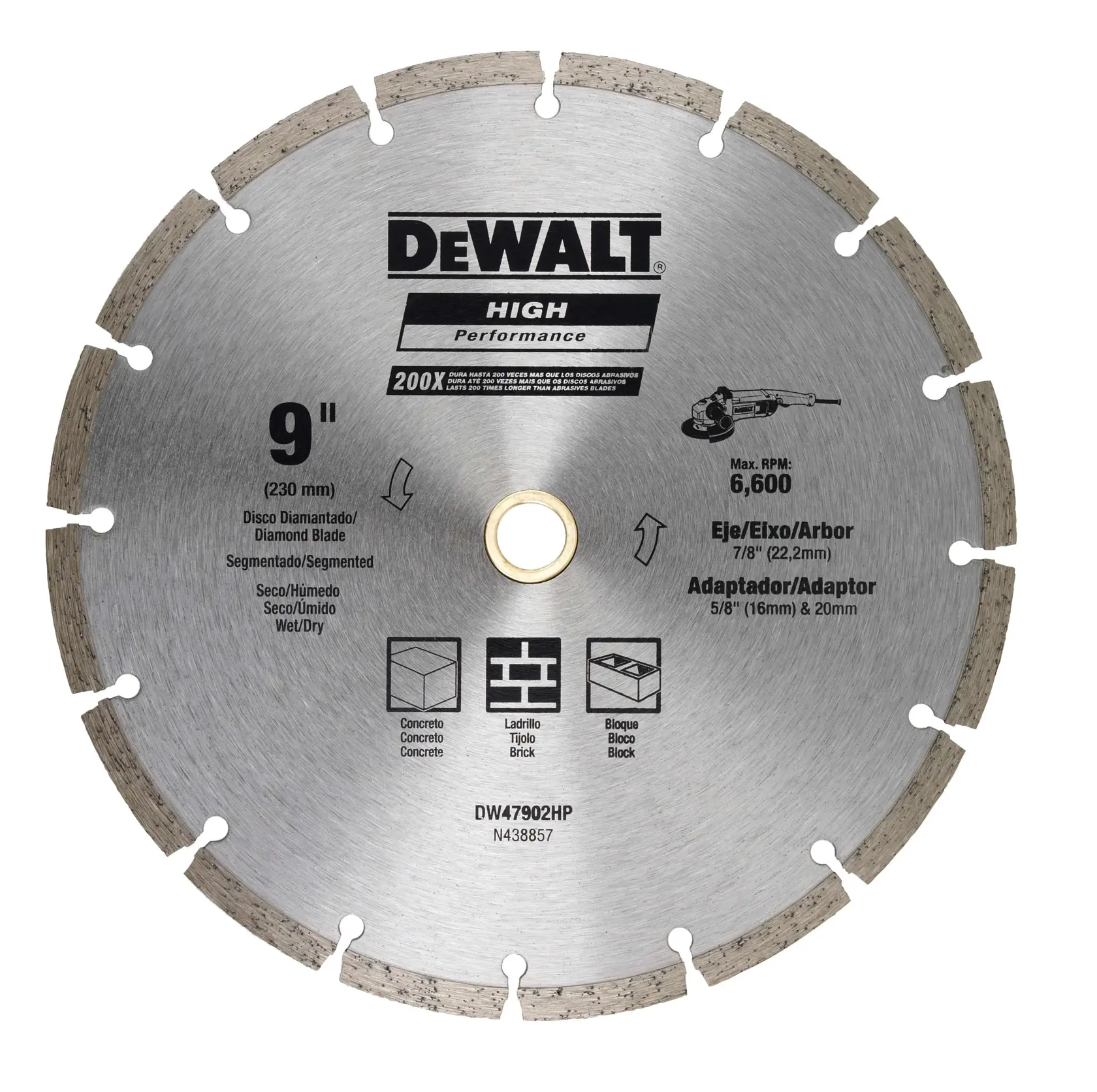 Una hoja segmentada de diamante DEWALT, modelo DW47902HP, diseñada para cortar concreto, ladrillo y bloques. La hoja mide 9 pulgadas (230 mm) de diámetro, se puede usar en corte seco o húmedo, y tiene información técnica y de rendimiento impresa en la superficie.